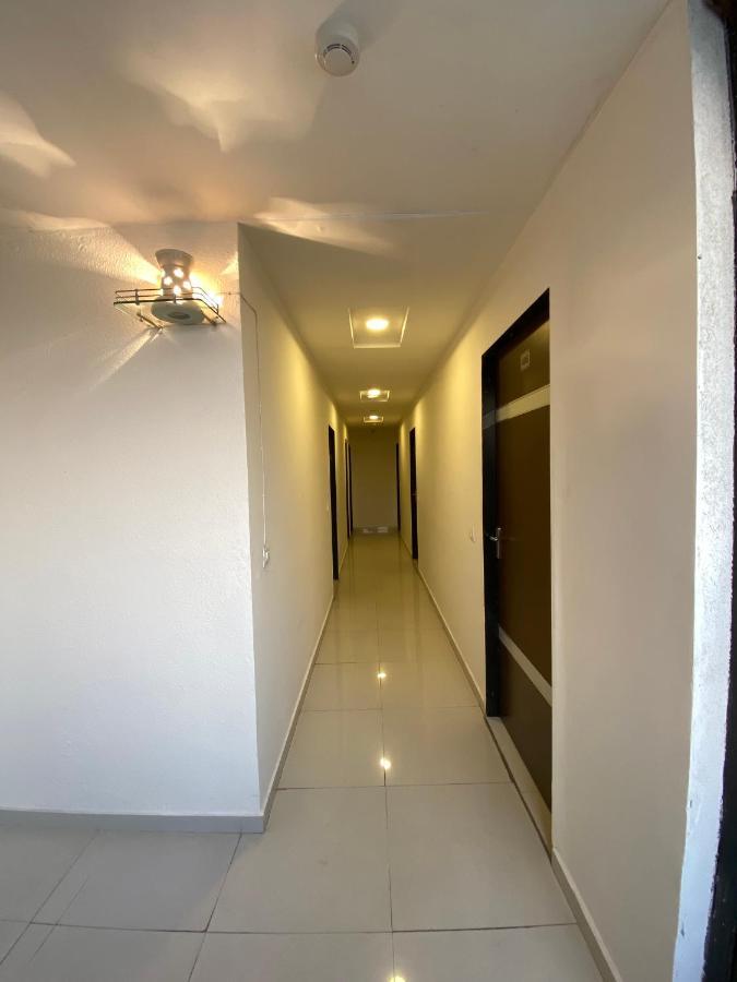 Hotel Riverfront Ahmadabad Zewnętrze zdjęcie